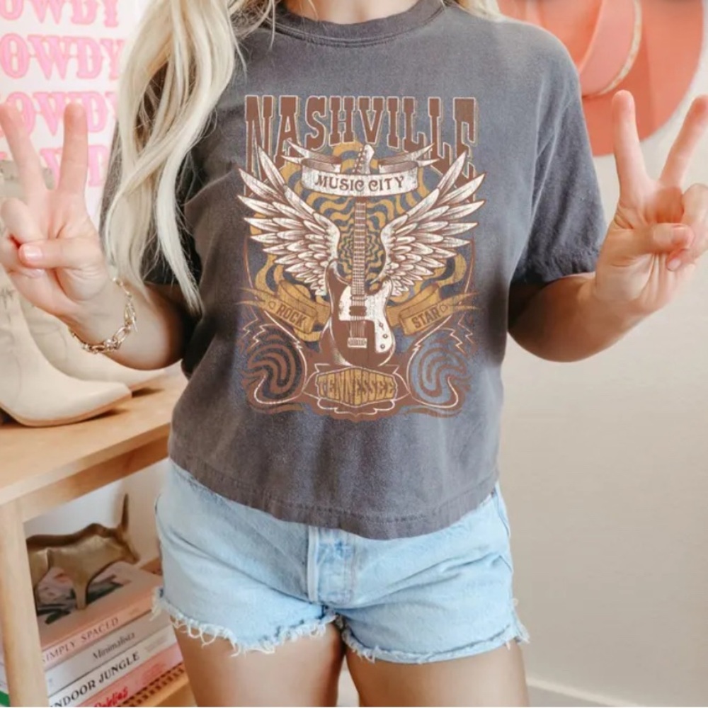 Nashville Music City Graphic cropped T-Shirt - Gray